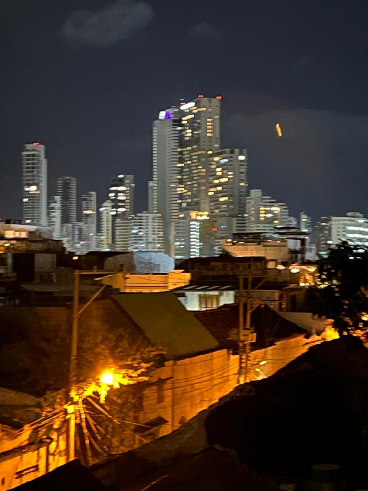 La Viduka Hostel Cartagena Kültér fotó